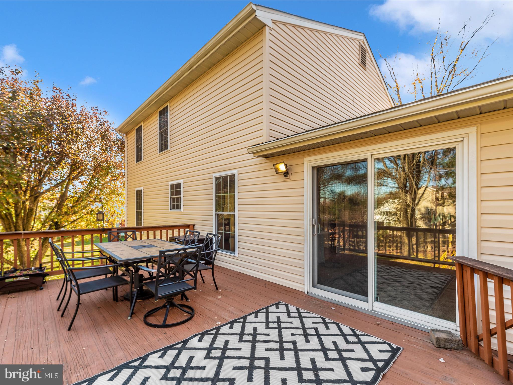 VILLAGE OF LONG REACH - Residential