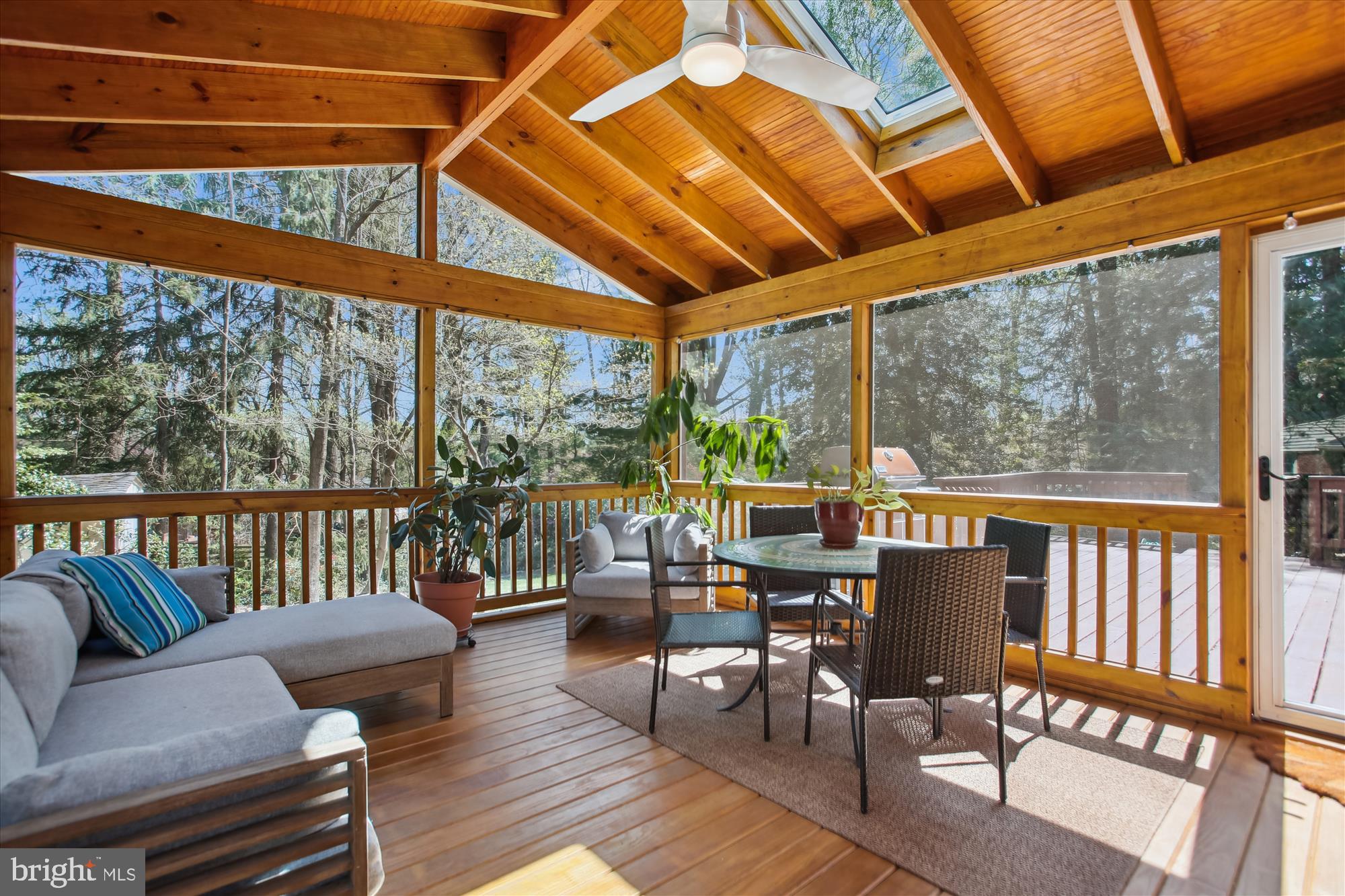 LAKEWOOD - Residential