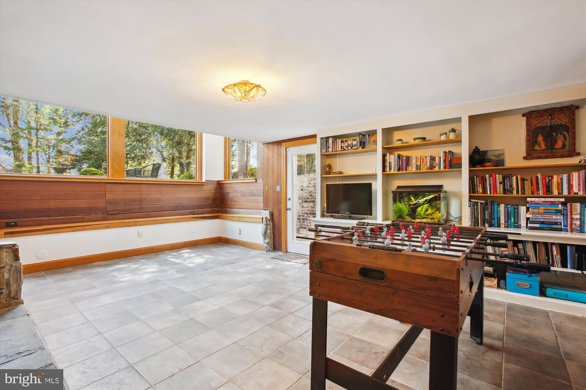 LAKEWOOD - Residential