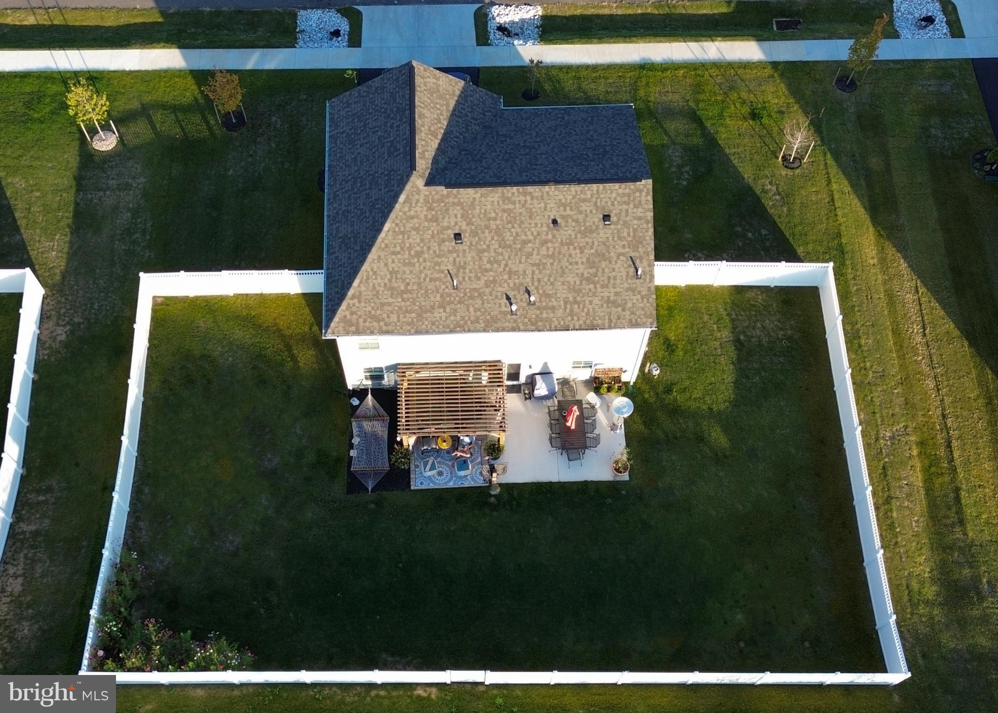 25 NATURES WAY CIRCLE