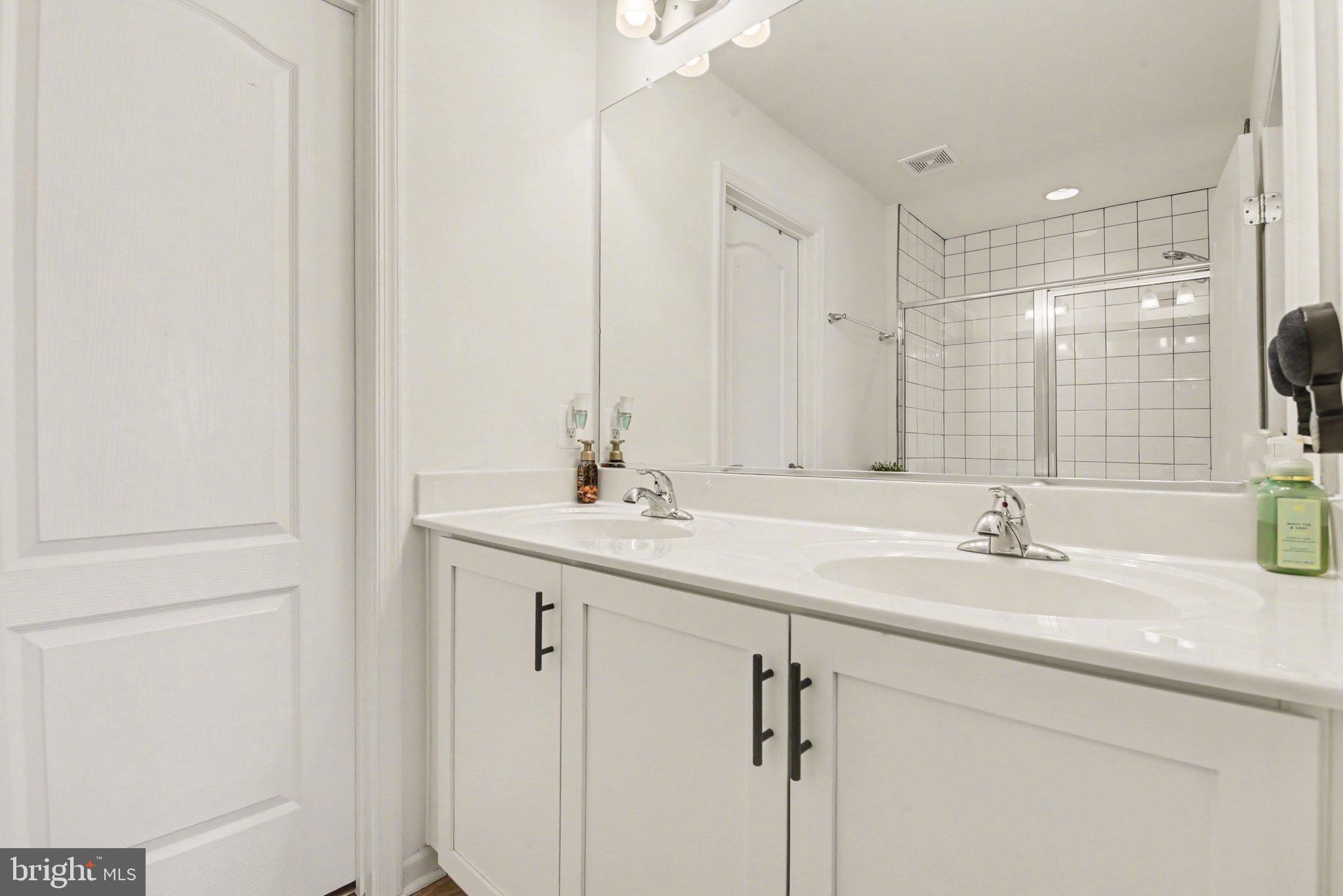 CHESTERFIELD - Residential