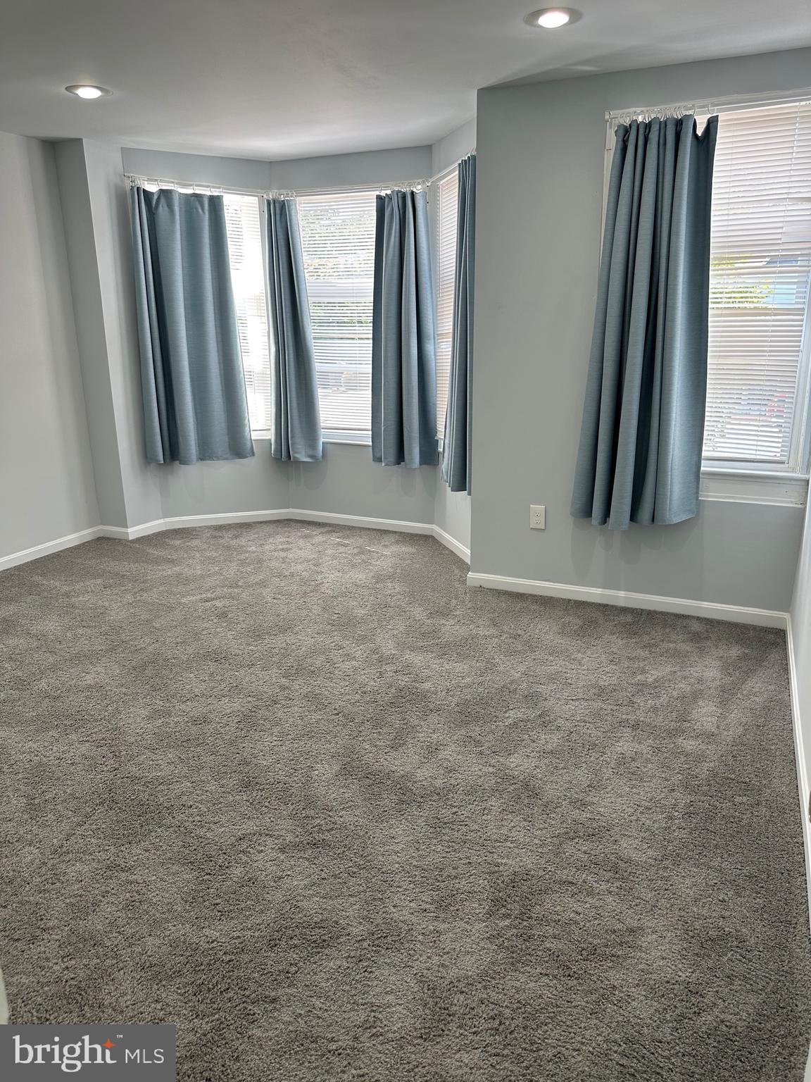 LAURAVILLE HISTORIC DISTRICT - Residential Lease