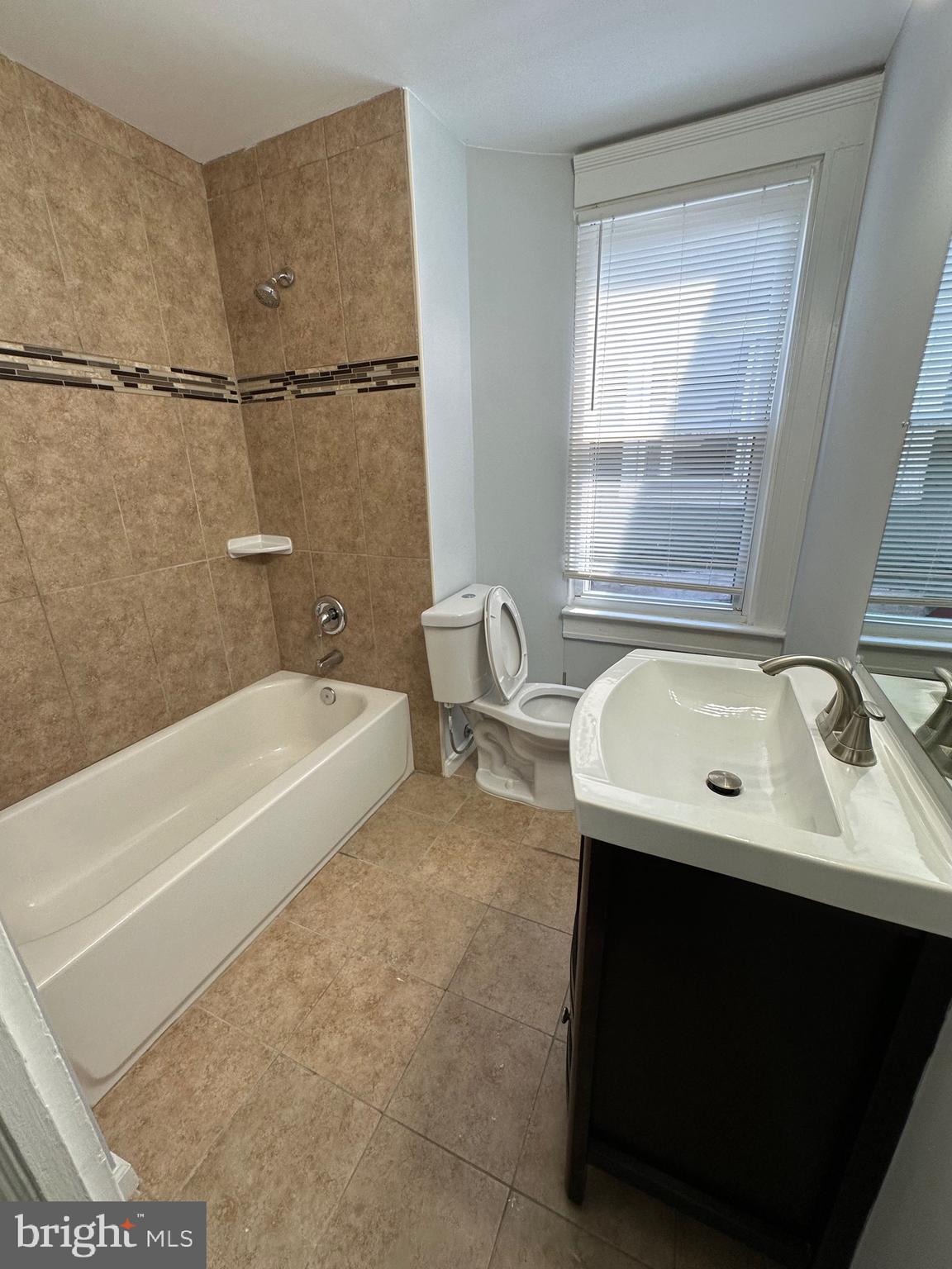 LAURAVILLE HISTORIC DISTRICT - Residential Lease