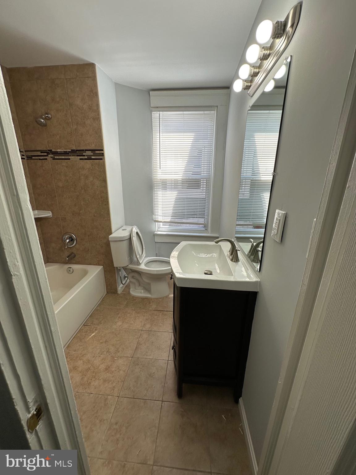 LAURAVILLE HISTORIC DISTRICT - Residential Lease