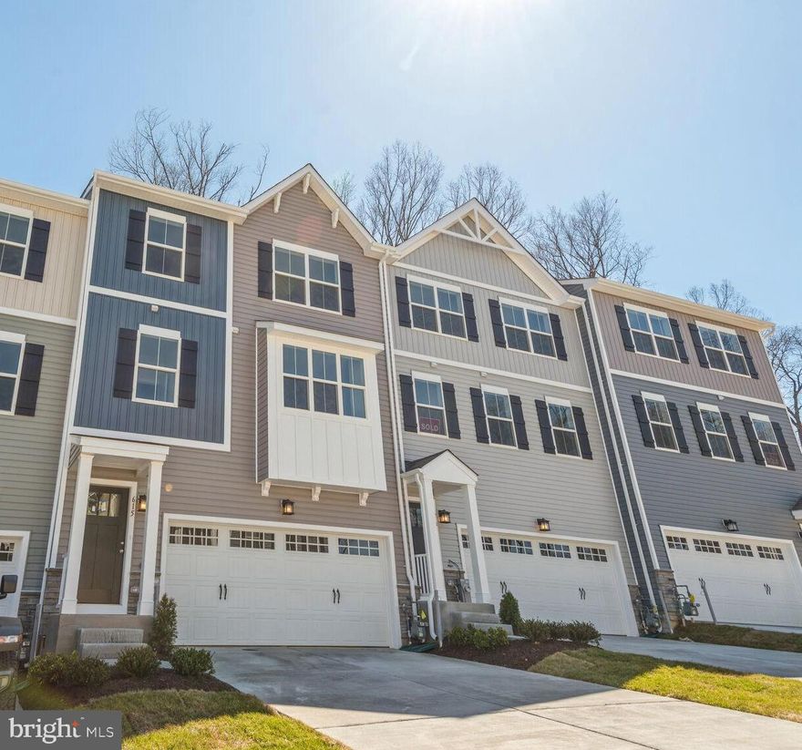 PATTERSON MILL SCHOOLS - QUICK MOVE IN - CLOSE OUT - ONLY A FEW REMAIN.  -- Luxury townhomes with a craftsman design and outstanding layout.  Open and innovative with plenty of natural light. Our innovative Lexington  plan offers  3 spacious bedrooms and 2.5 baths with a main level living area that is open from front to back.  Well appointed with todays most desired upgrades including, Laminated plank flooring, Quartz countertops, gourmet kitchen, finished lower level rec room and more
Hurry only 1 remains.  Estimated completion is September 2023.   Please visit the Sales Center and Model located at 652 Snapdragon Ct for information regarding this home under construction.