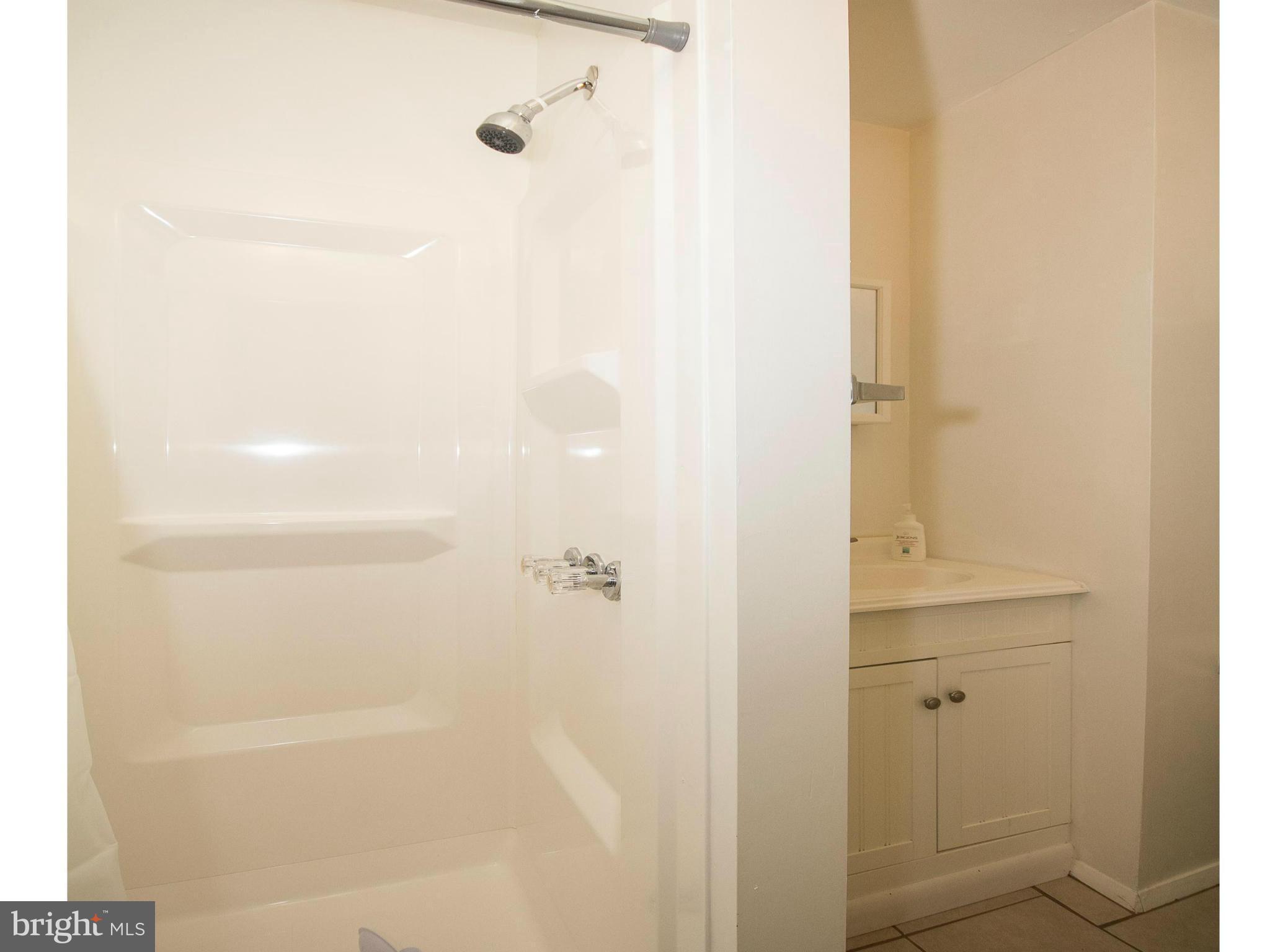 FEDERAL HILL HISTORIC DISTRICT - Residential Lease