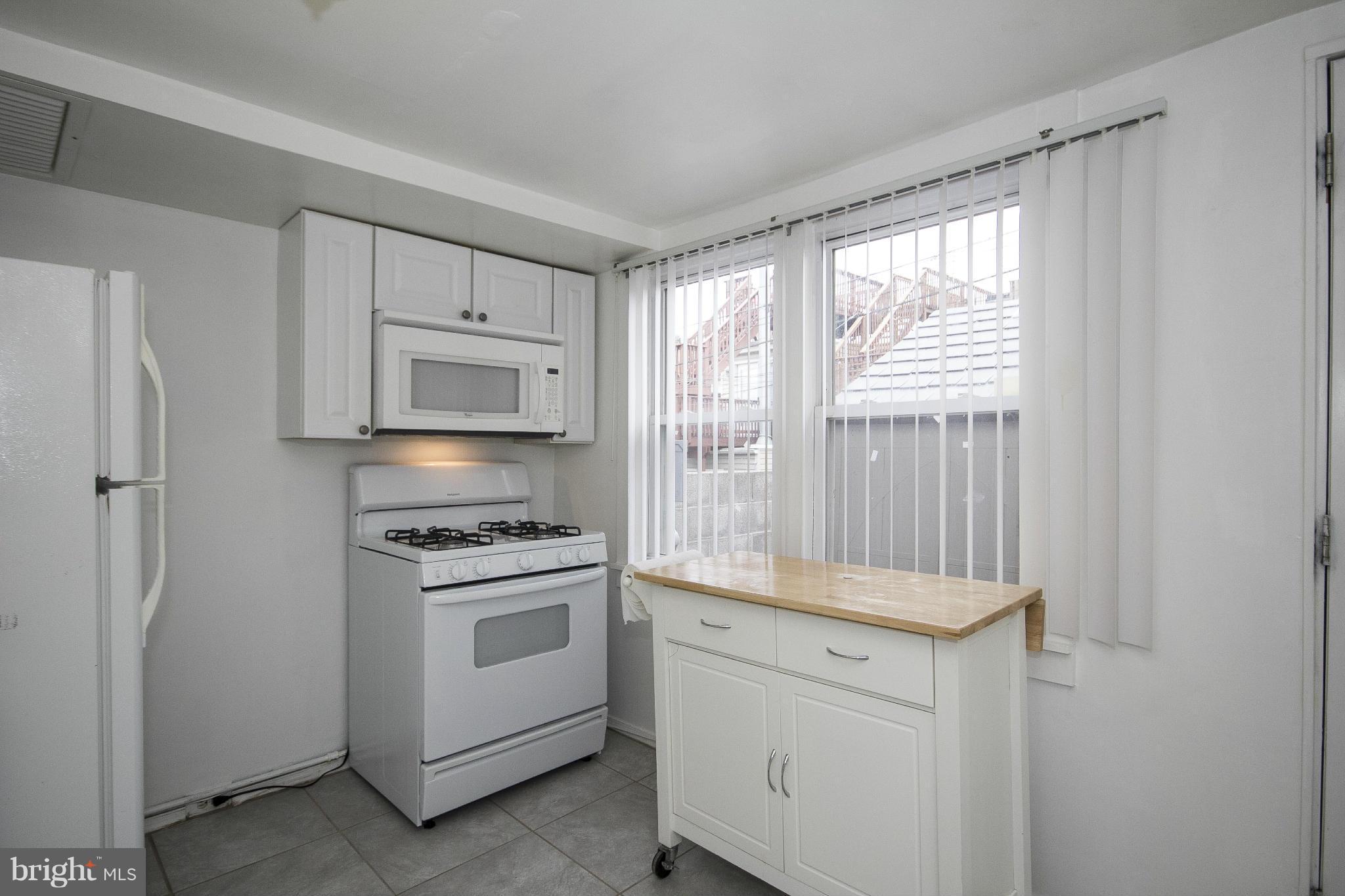 FEDERAL HILL HISTORIC DISTRICT - Residential Lease