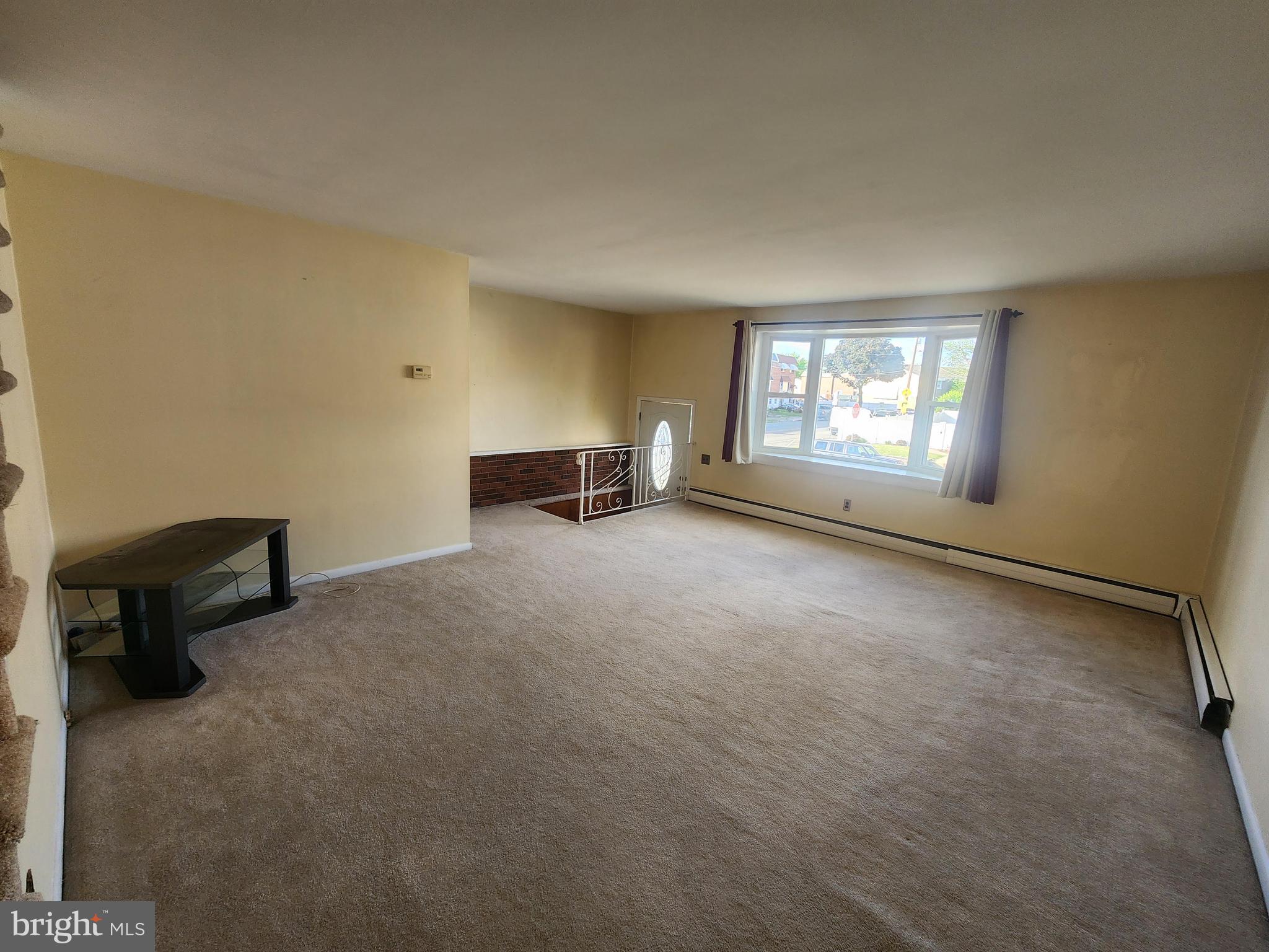 WALTON PARK - Residential Lease