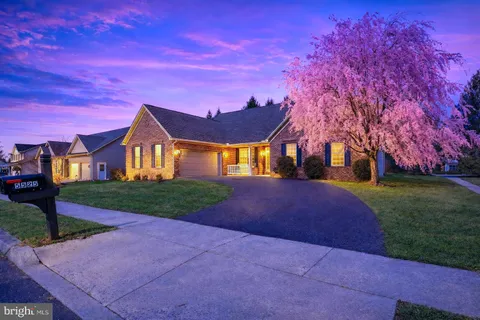 5525 Barbara Drive, Mechanicsburg, PA 17050 - #: PACB2050938