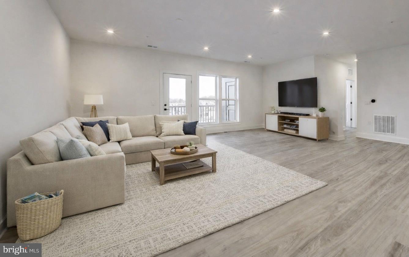 1141 FORTUNE TERRACE