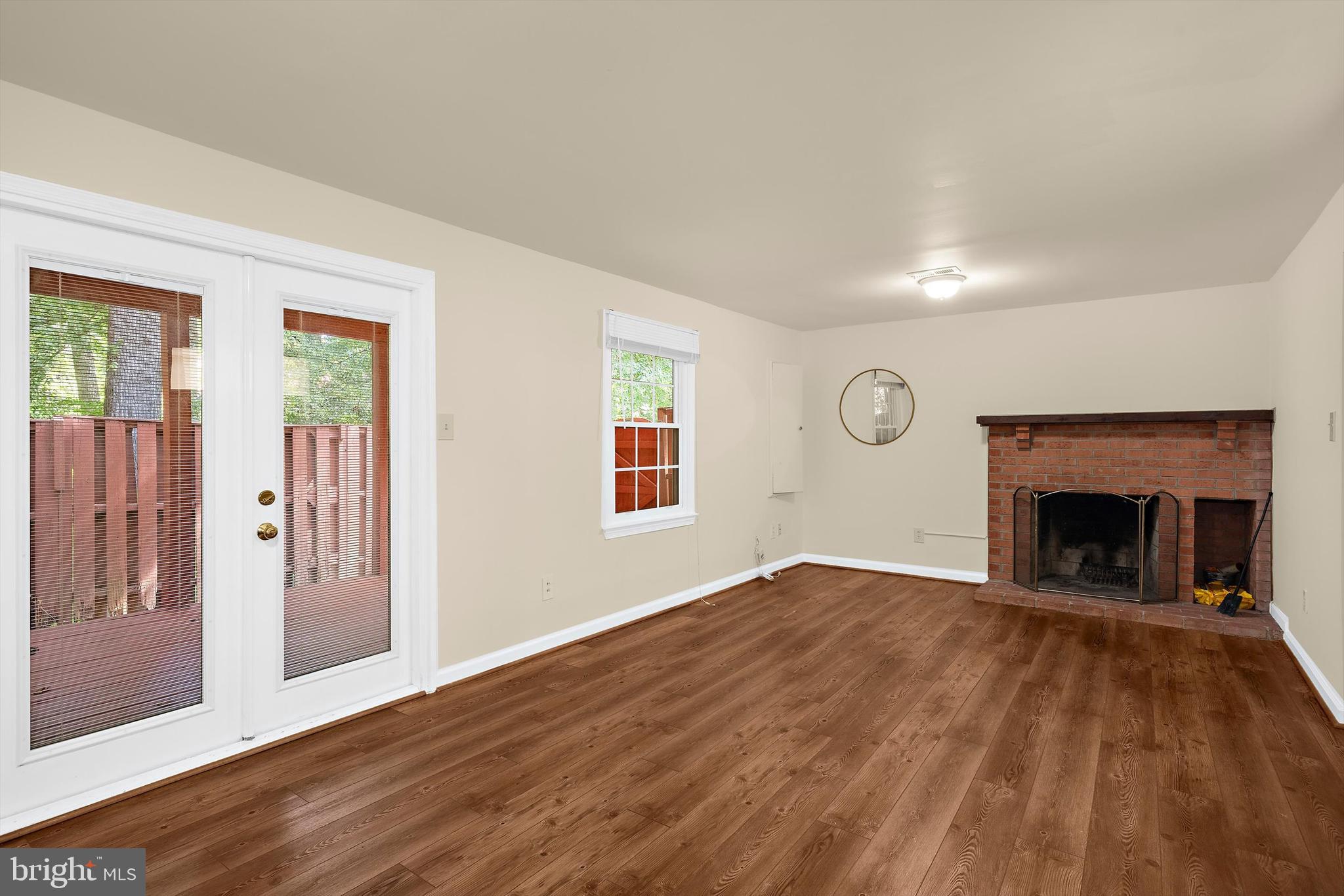 DUFIEF MILL BROOK - Residential