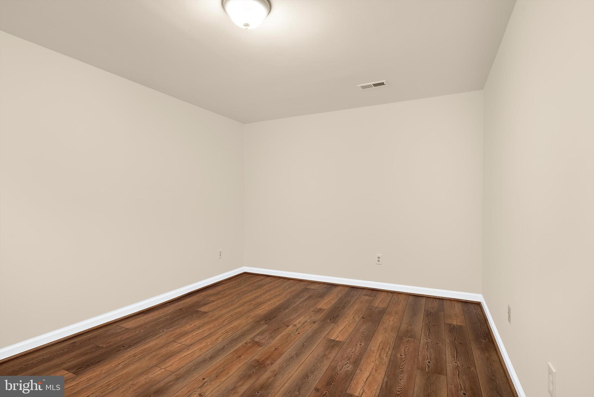 DUFIEF MILL BROOK - Residential