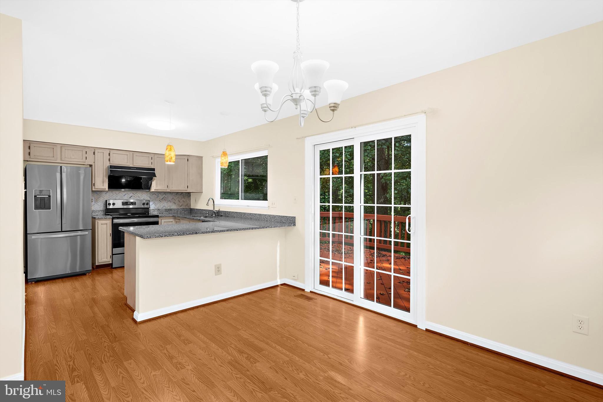 DUFIEF MILL BROOK - Residential