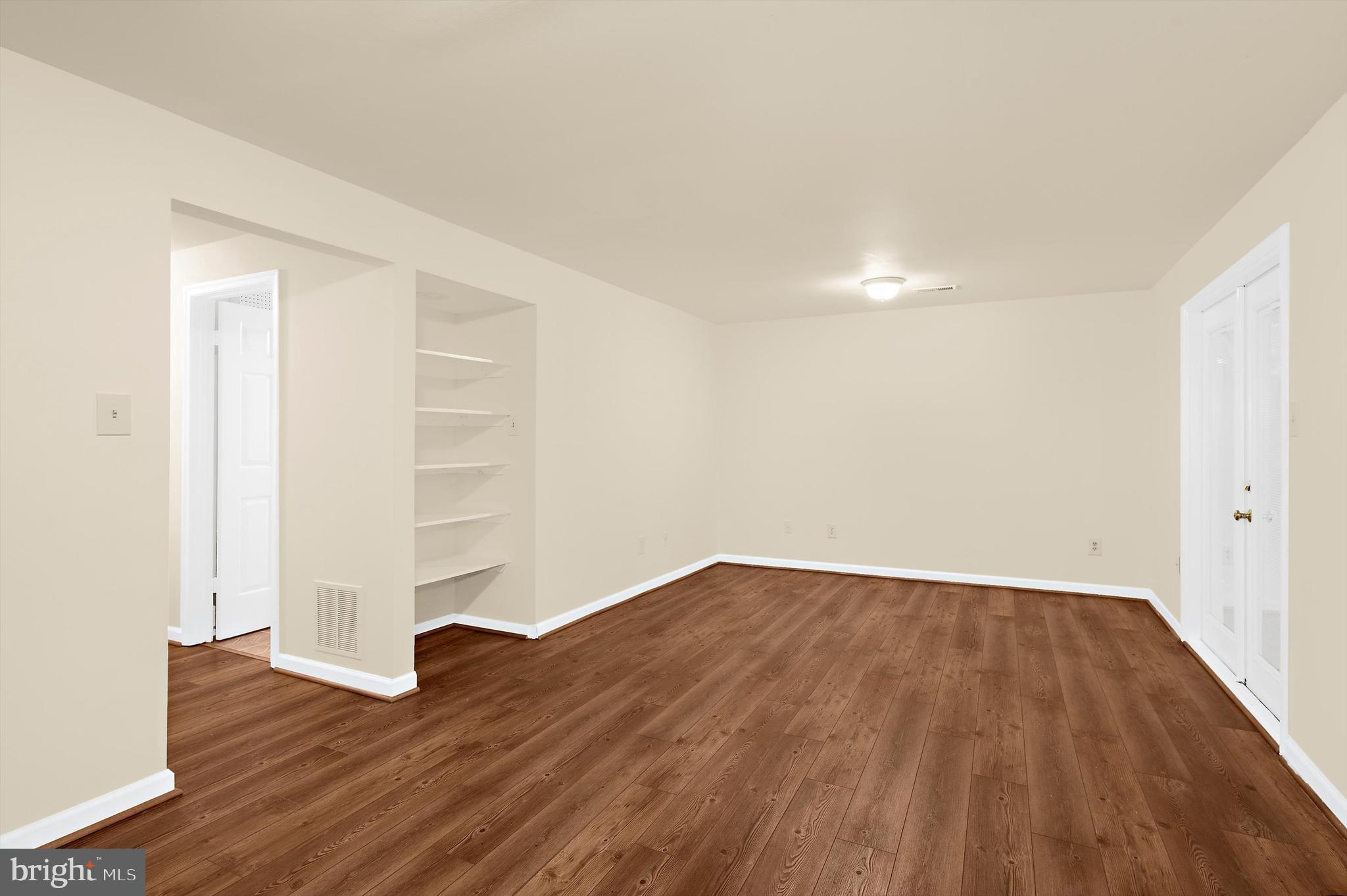 DUFIEF MILL BROOK - Residential