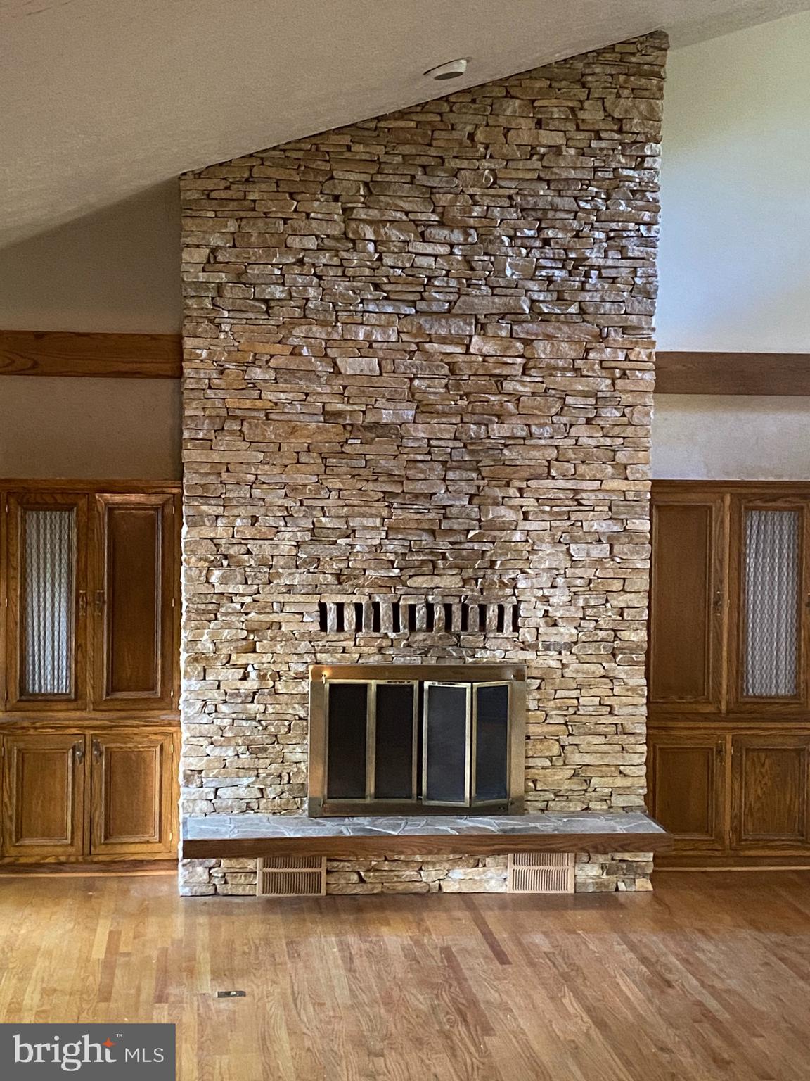 BAYBERRY HILL - Residential