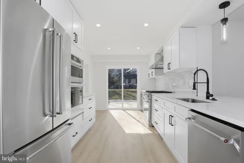 311 ELLSWORTH DRIVE SILVER SPRING MD 20910