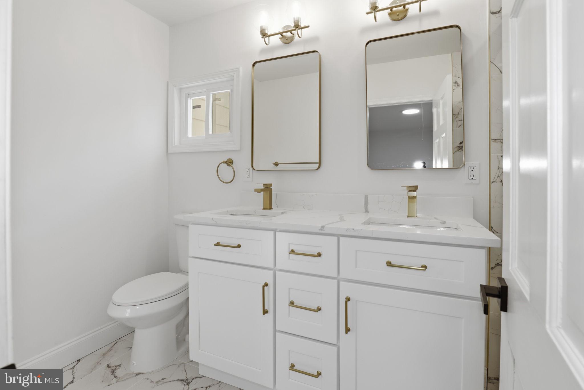 SEVEN OAKS - Residential