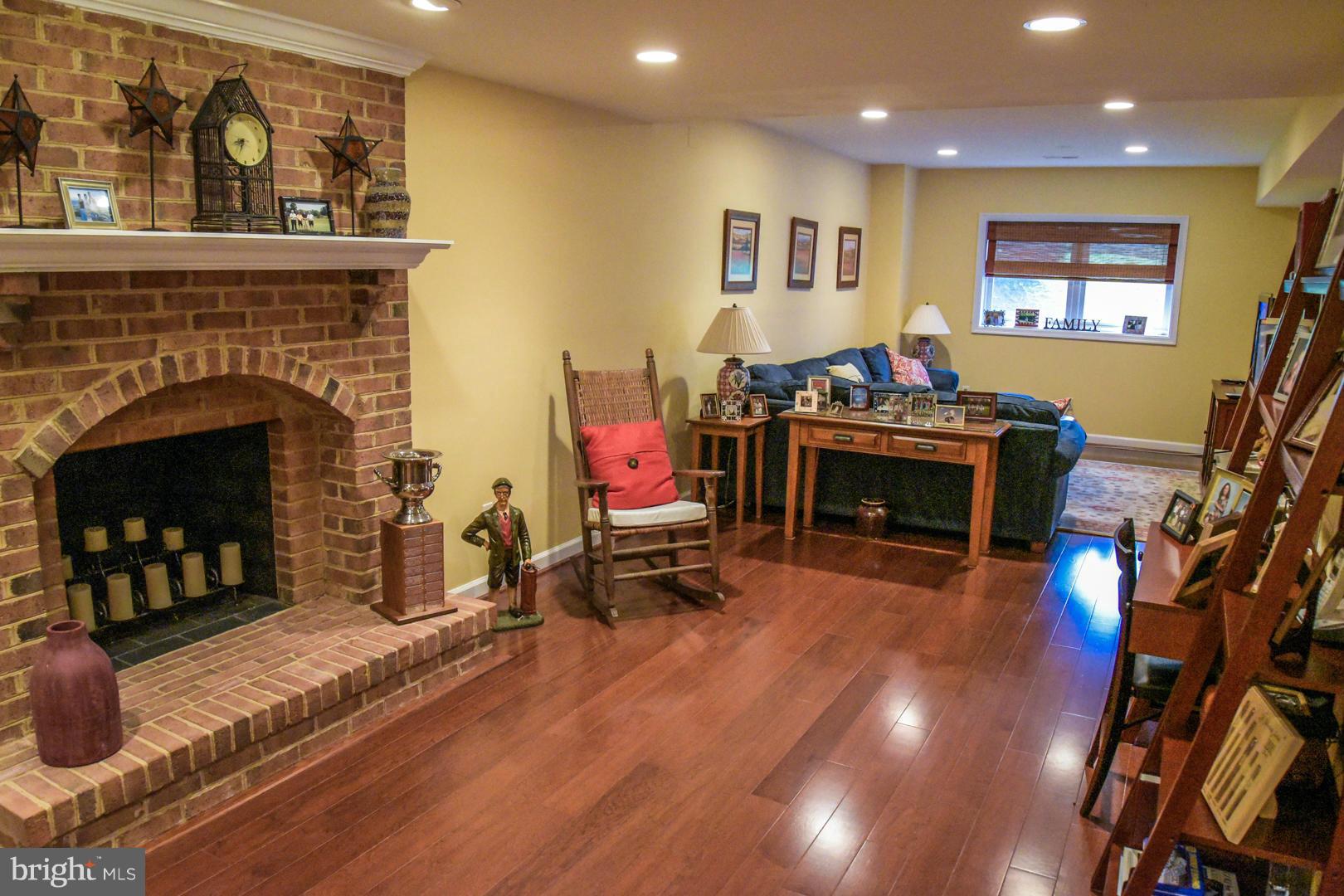 PENDERBROOK - Residential