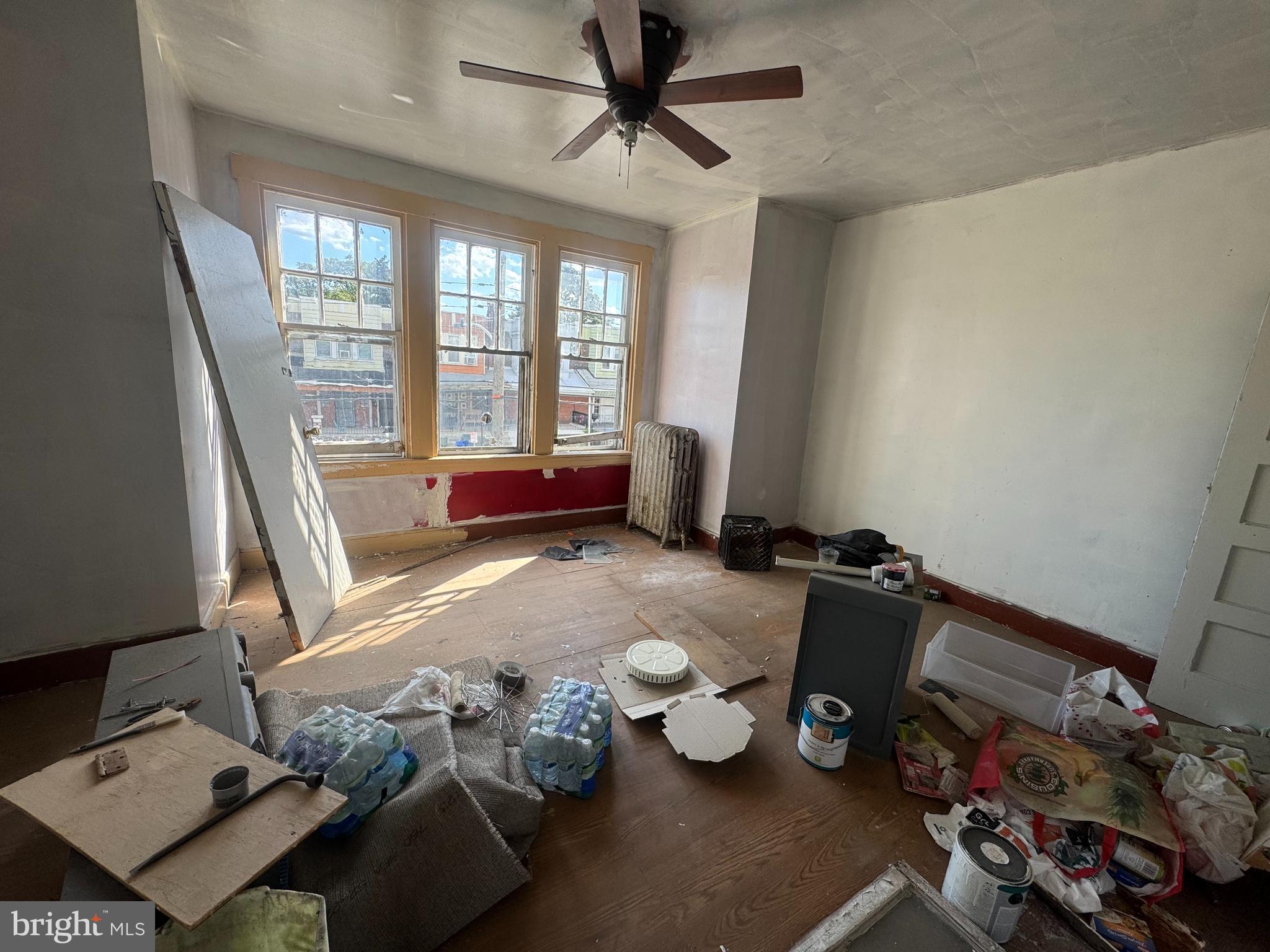 2007 W CAMBRIA STREET