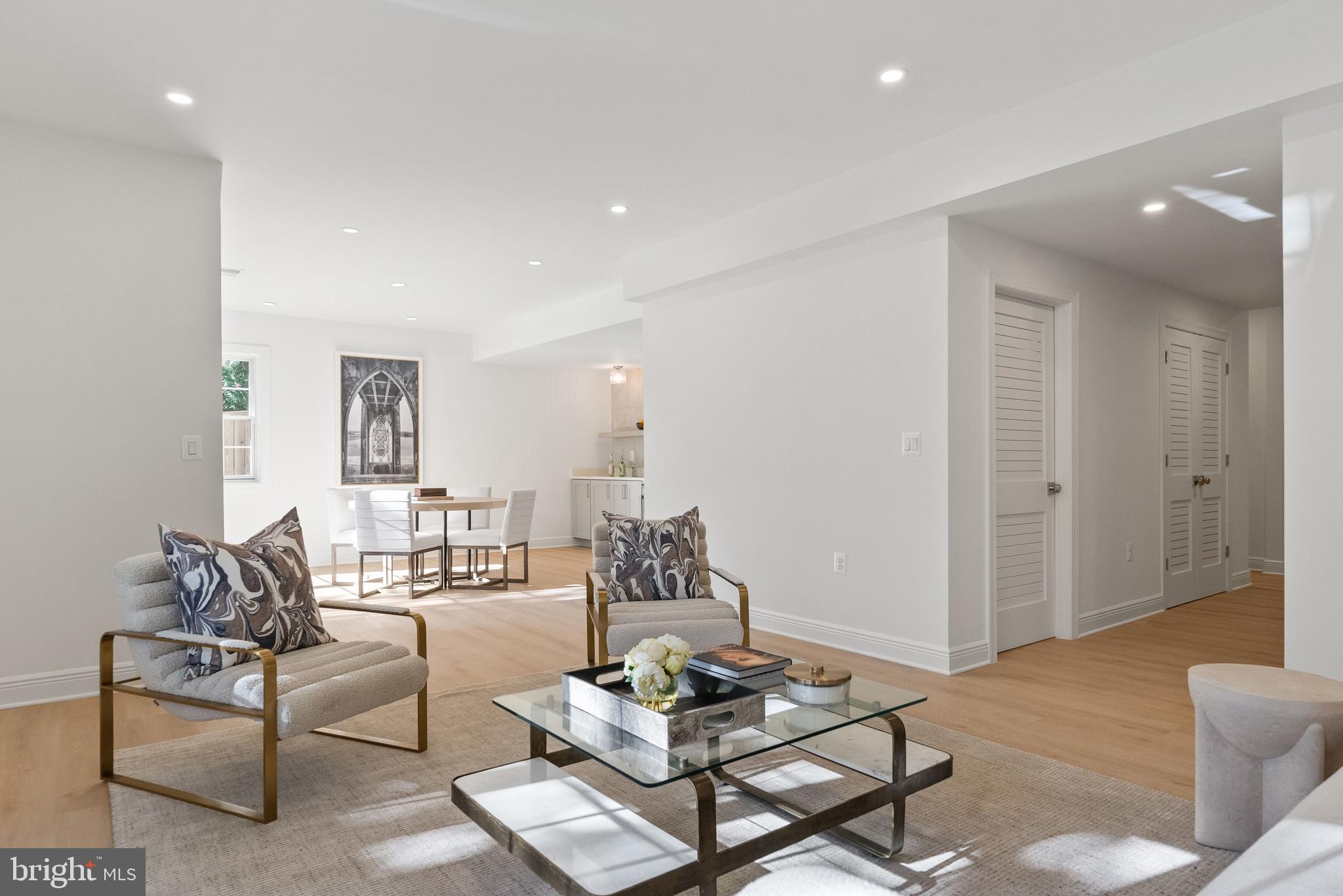 SPRING VALLEY - Residential
