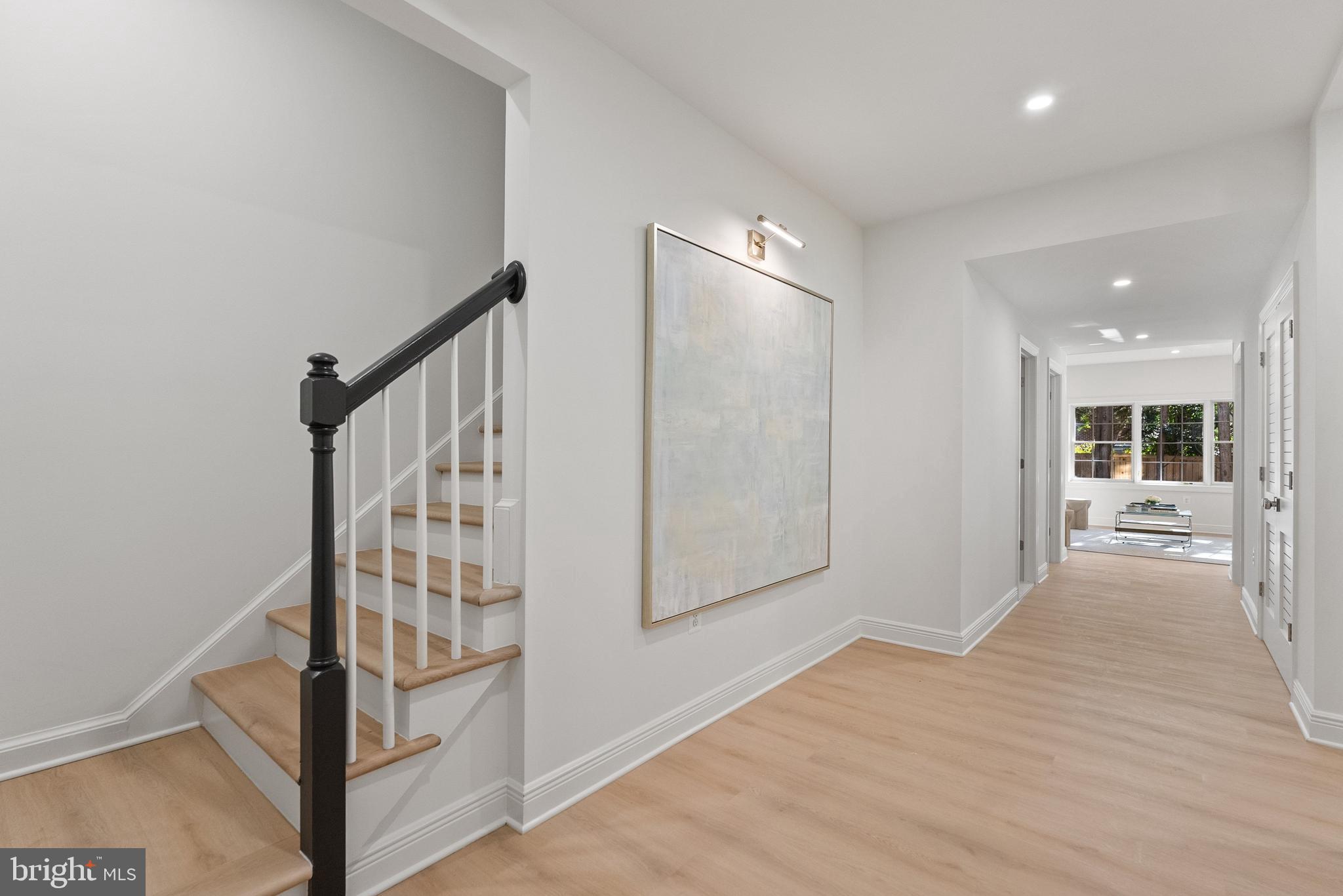 SPRING VALLEY - Residential