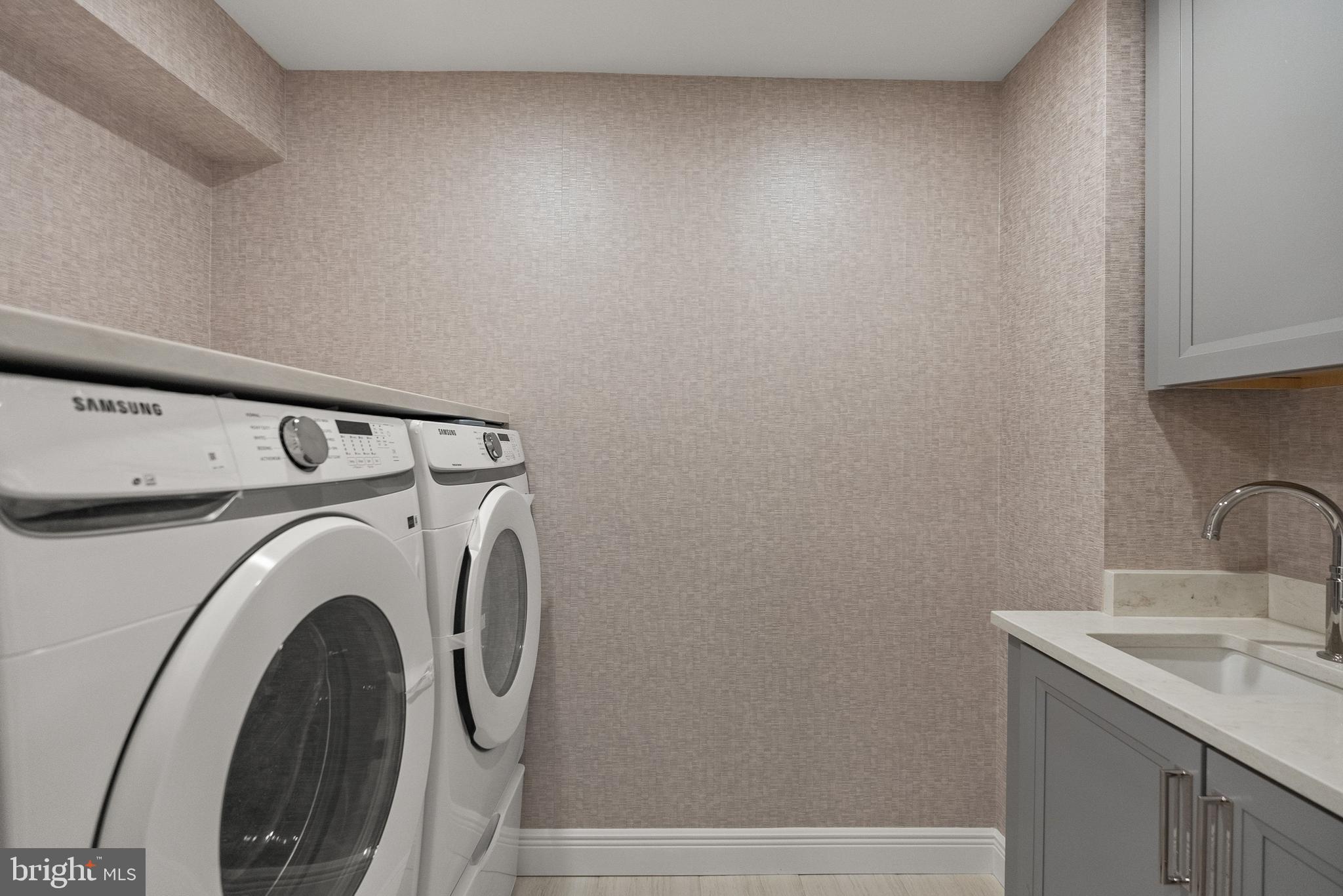 SPRING VALLEY - Residential