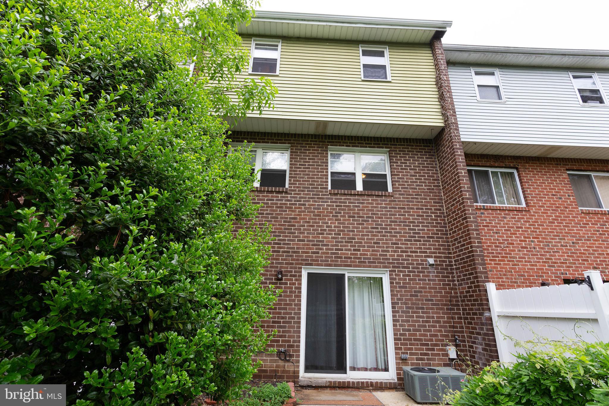 QUAIL MEADOWS TOWNHOUSES - Residential