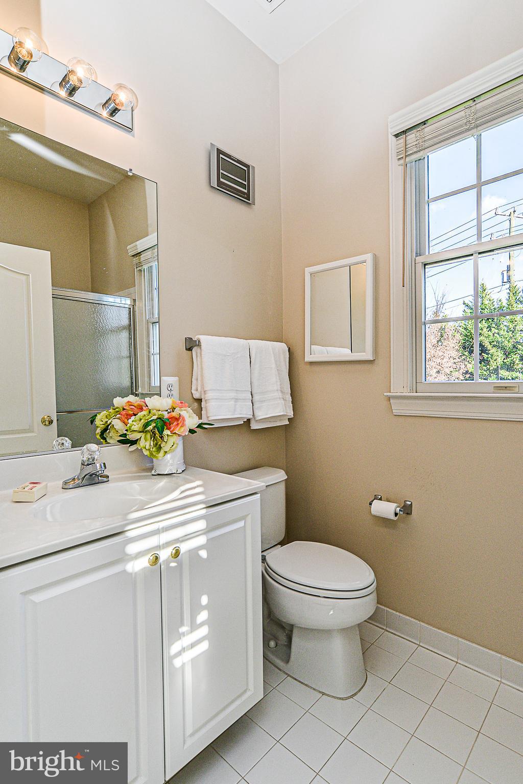 BELMONT COUNTRY CLUB - Residential