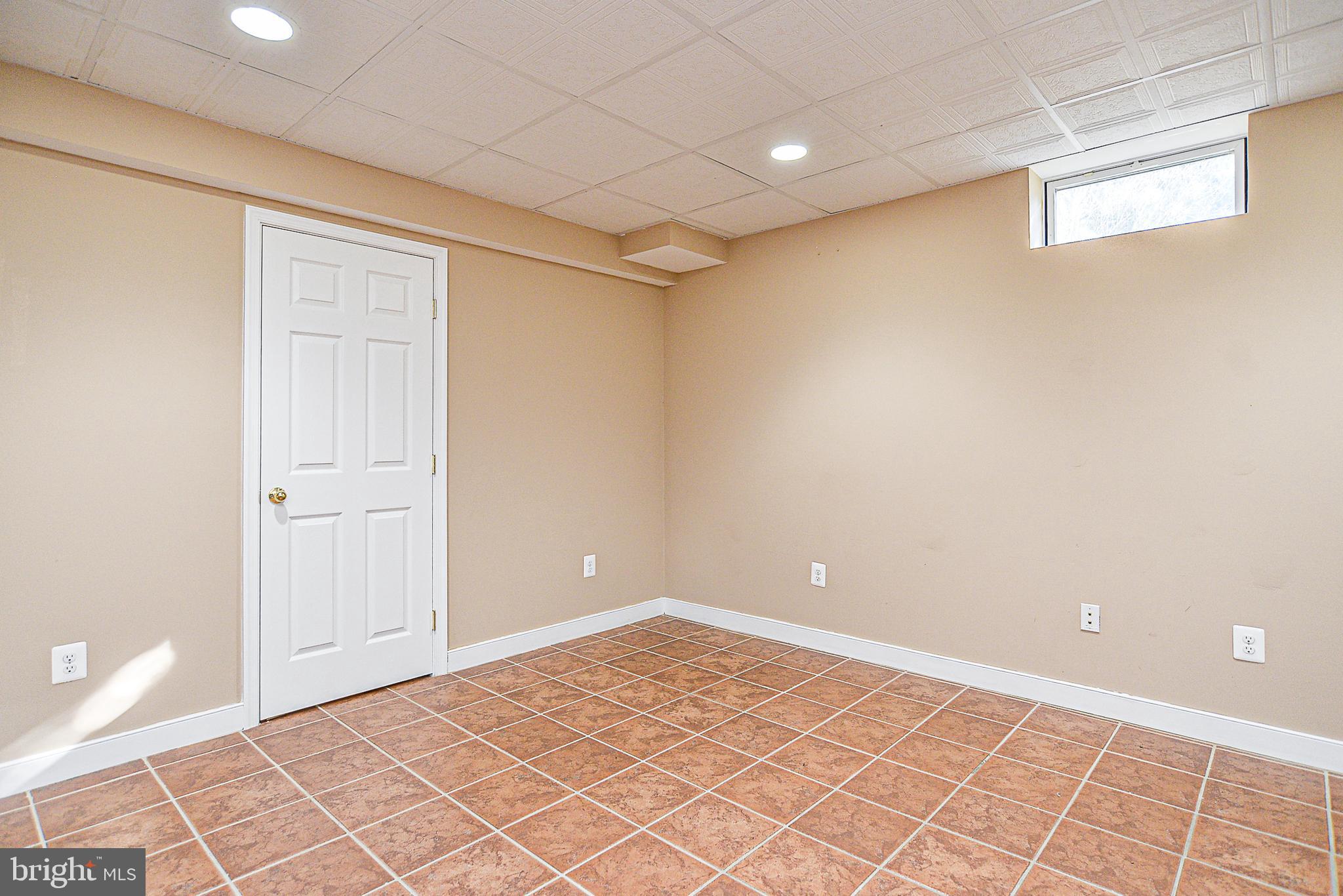 BELMONT COUNTRY CLUB - Residential