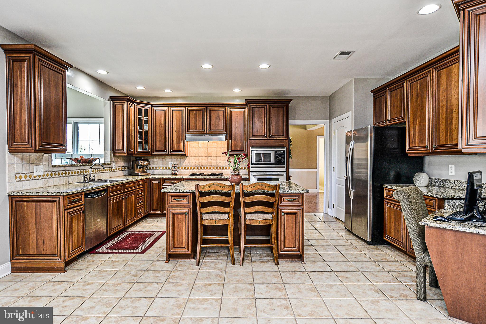 BELMONT COUNTRY CLUB - Residential