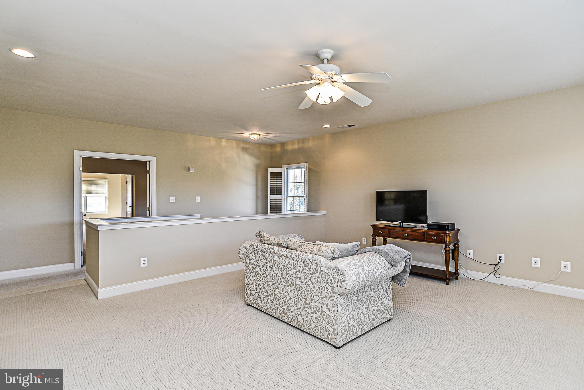 BELMONT COUNTRY CLUB - Residential