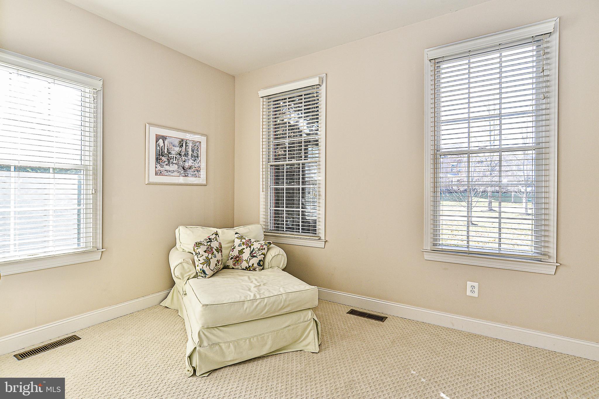 BELMONT COUNTRY CLUB - Residential