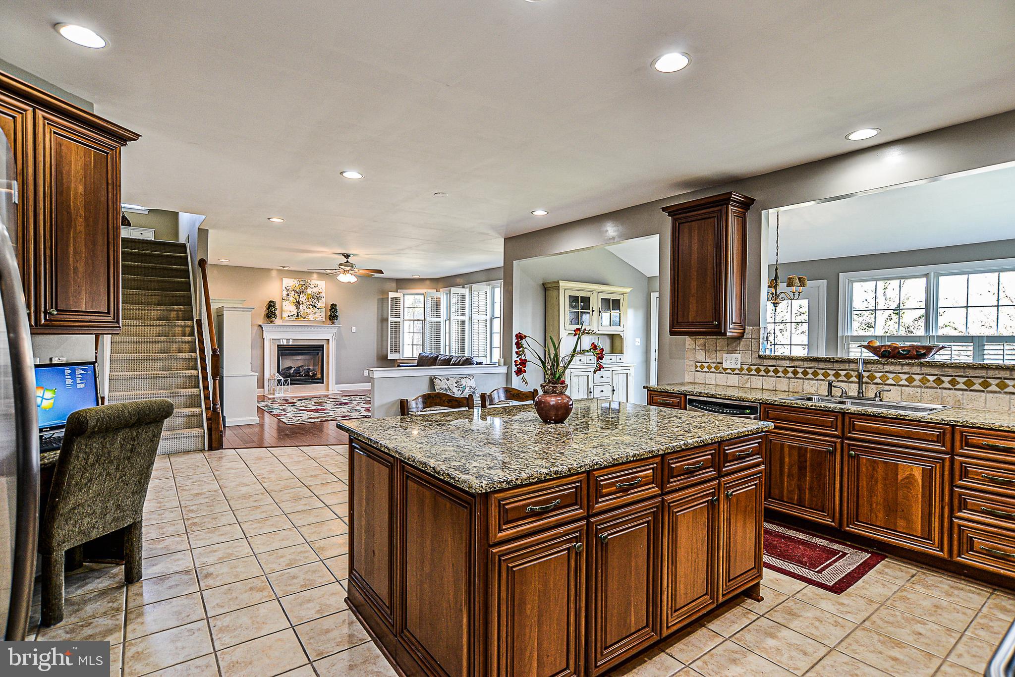 BELMONT COUNTRY CLUB - Residential