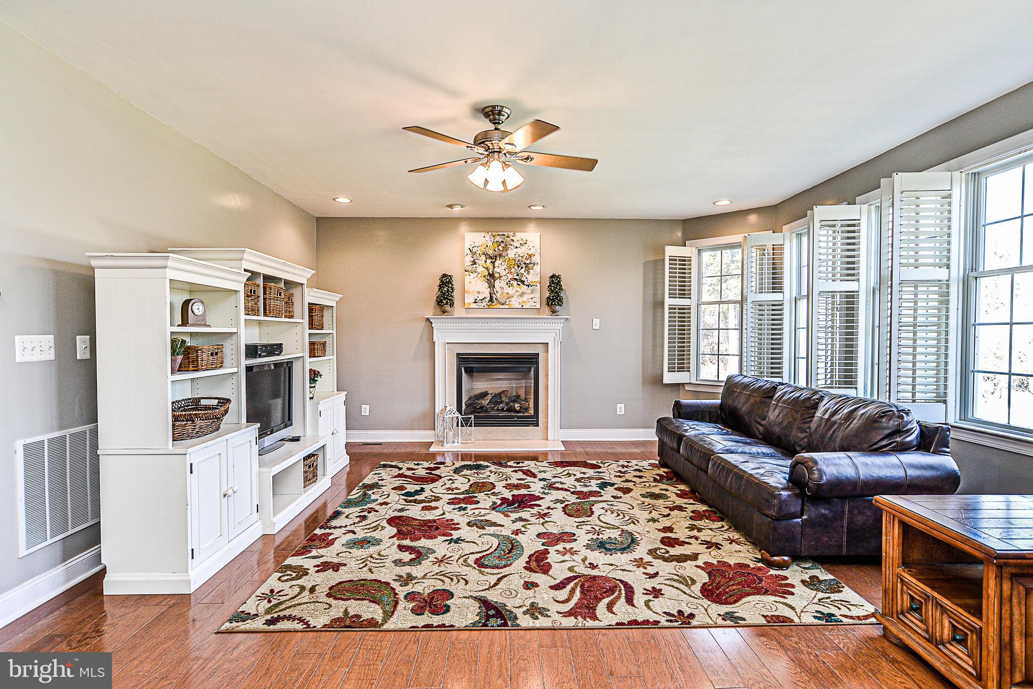 BELMONT COUNTRY CLUB - Residential