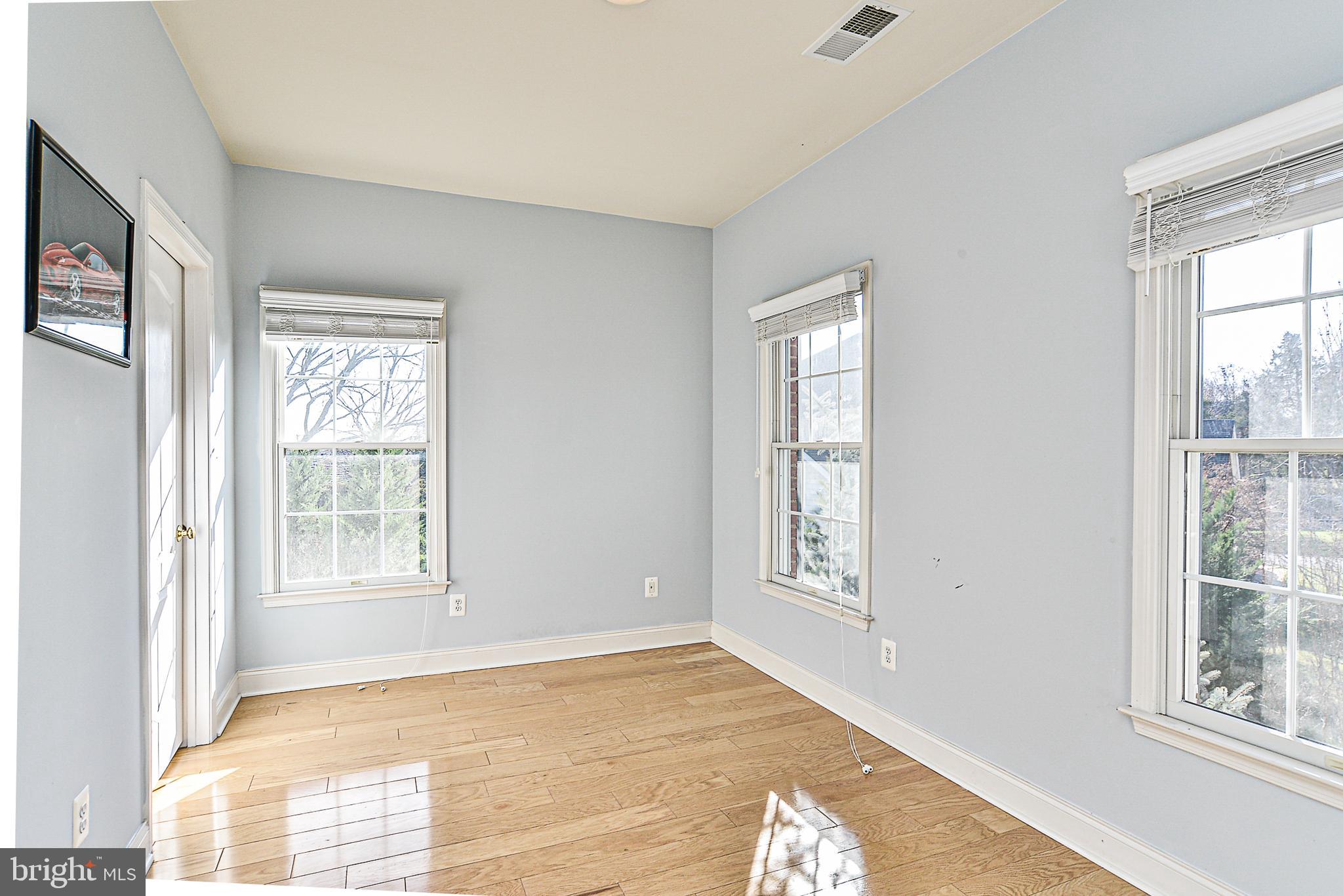 BELMONT COUNTRY CLUB - Residential