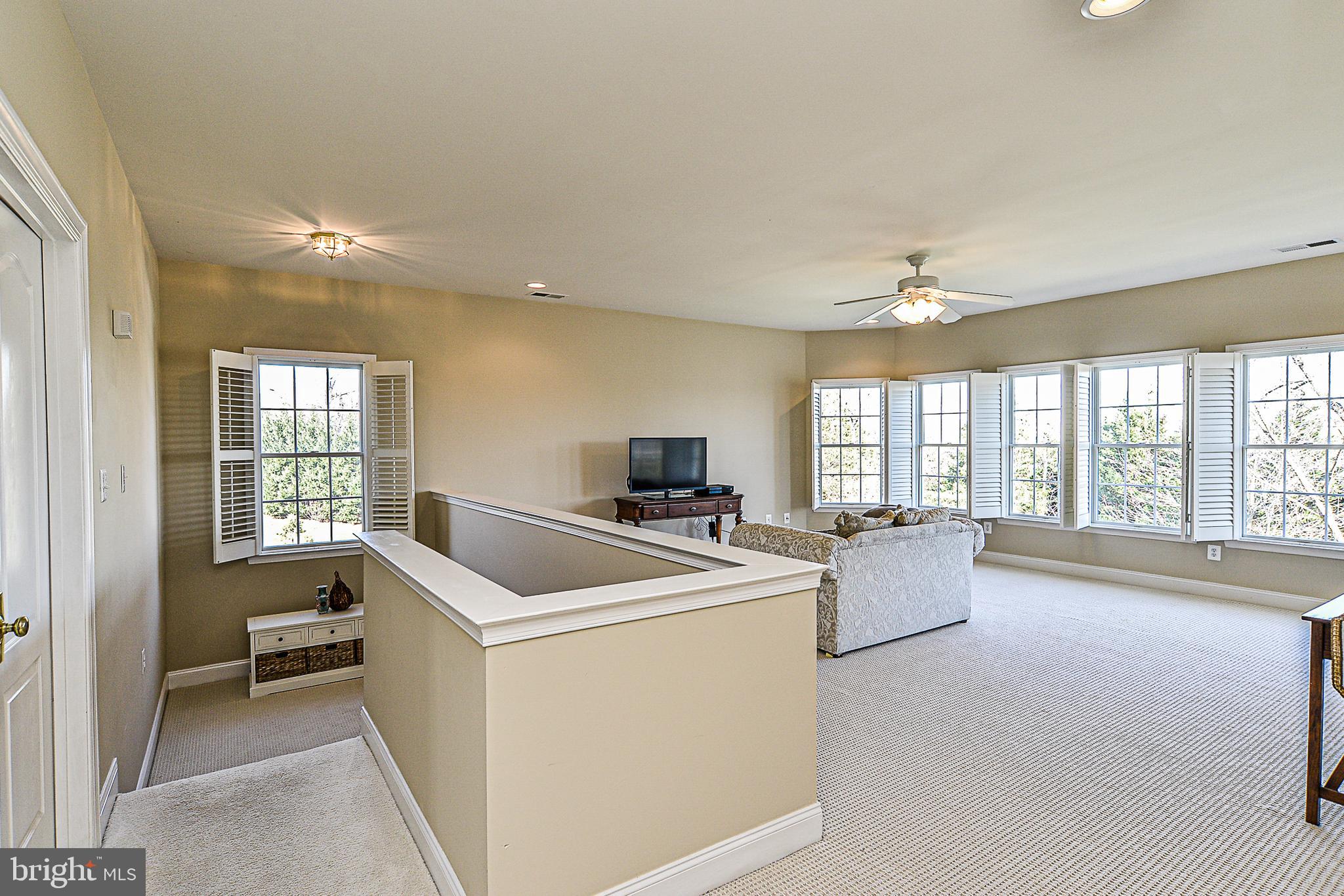 BELMONT COUNTRY CLUB - Residential