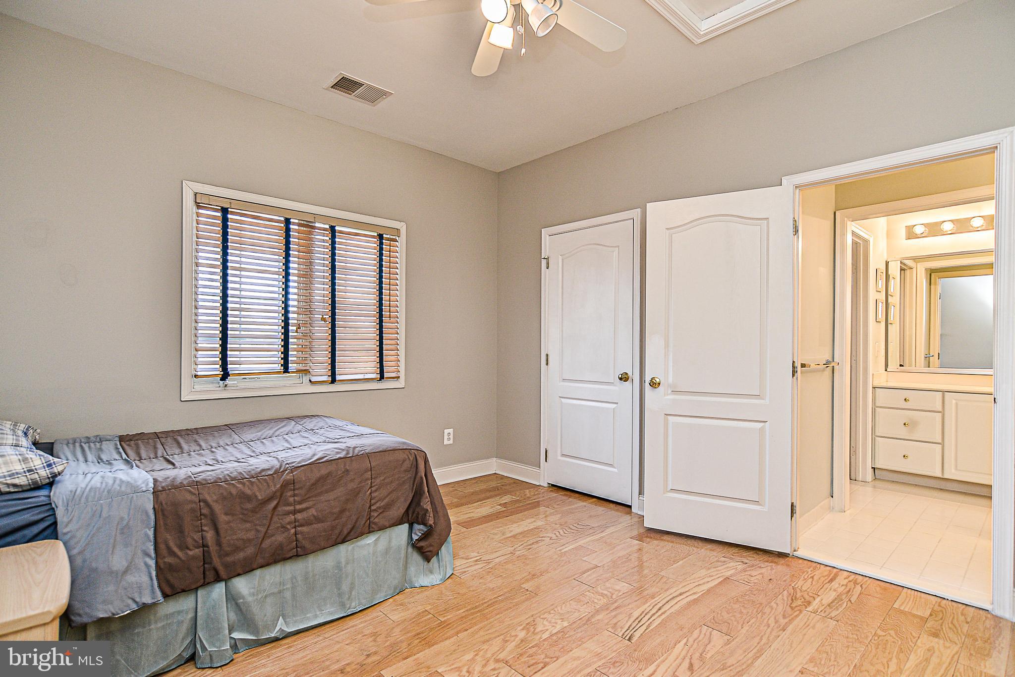 BELMONT COUNTRY CLUB - Residential