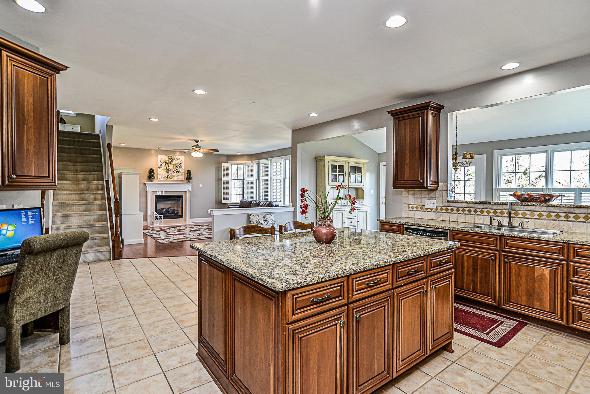 BELMONT COUNTRY CLUB - Residential