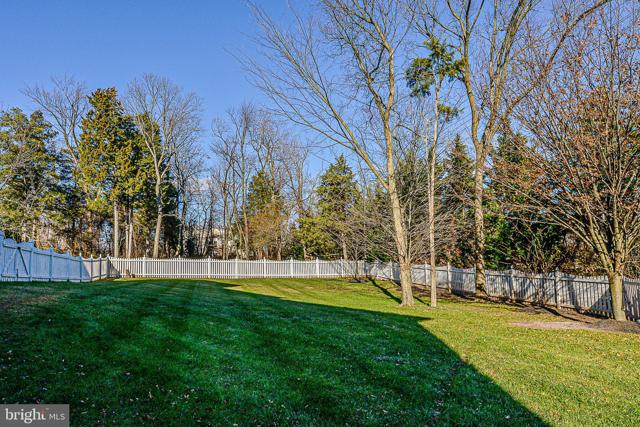 BELMONT COUNTRY CLUB - Residential