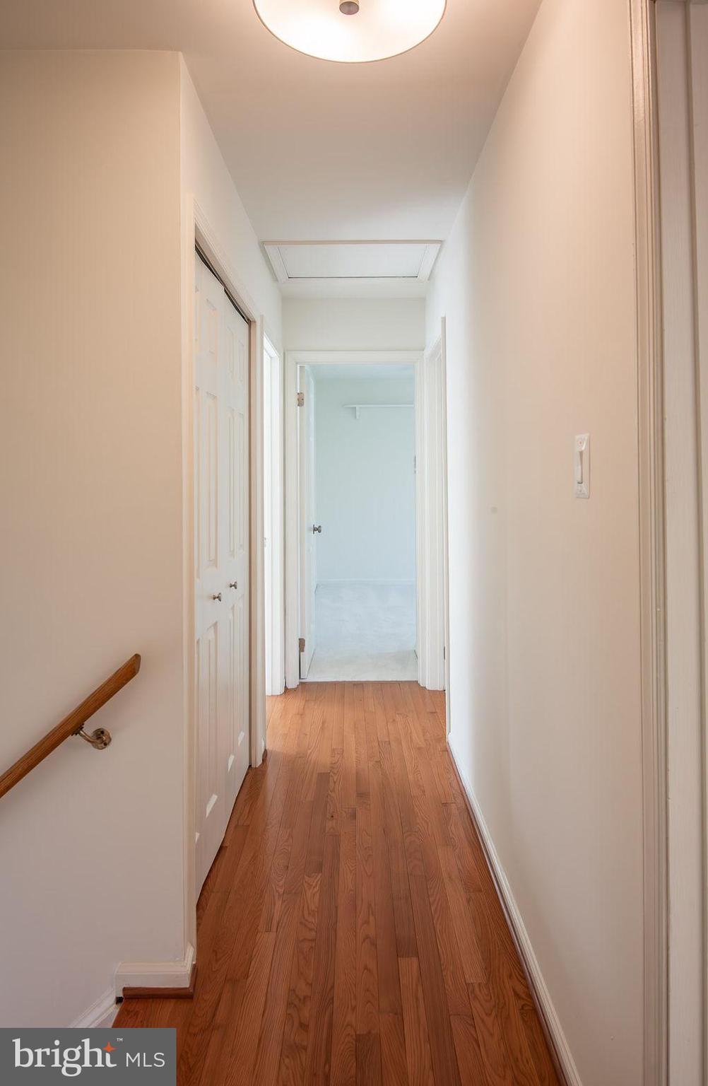 LAKEWOOD HILLS - Residential