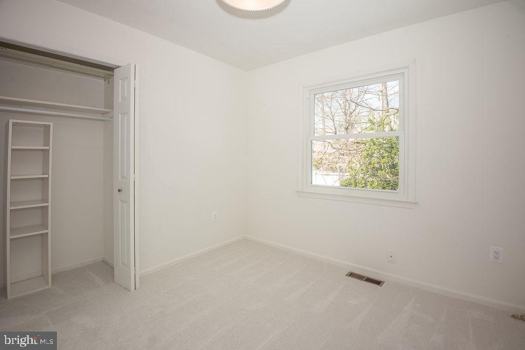 LAKEWOOD HILLS - Residential