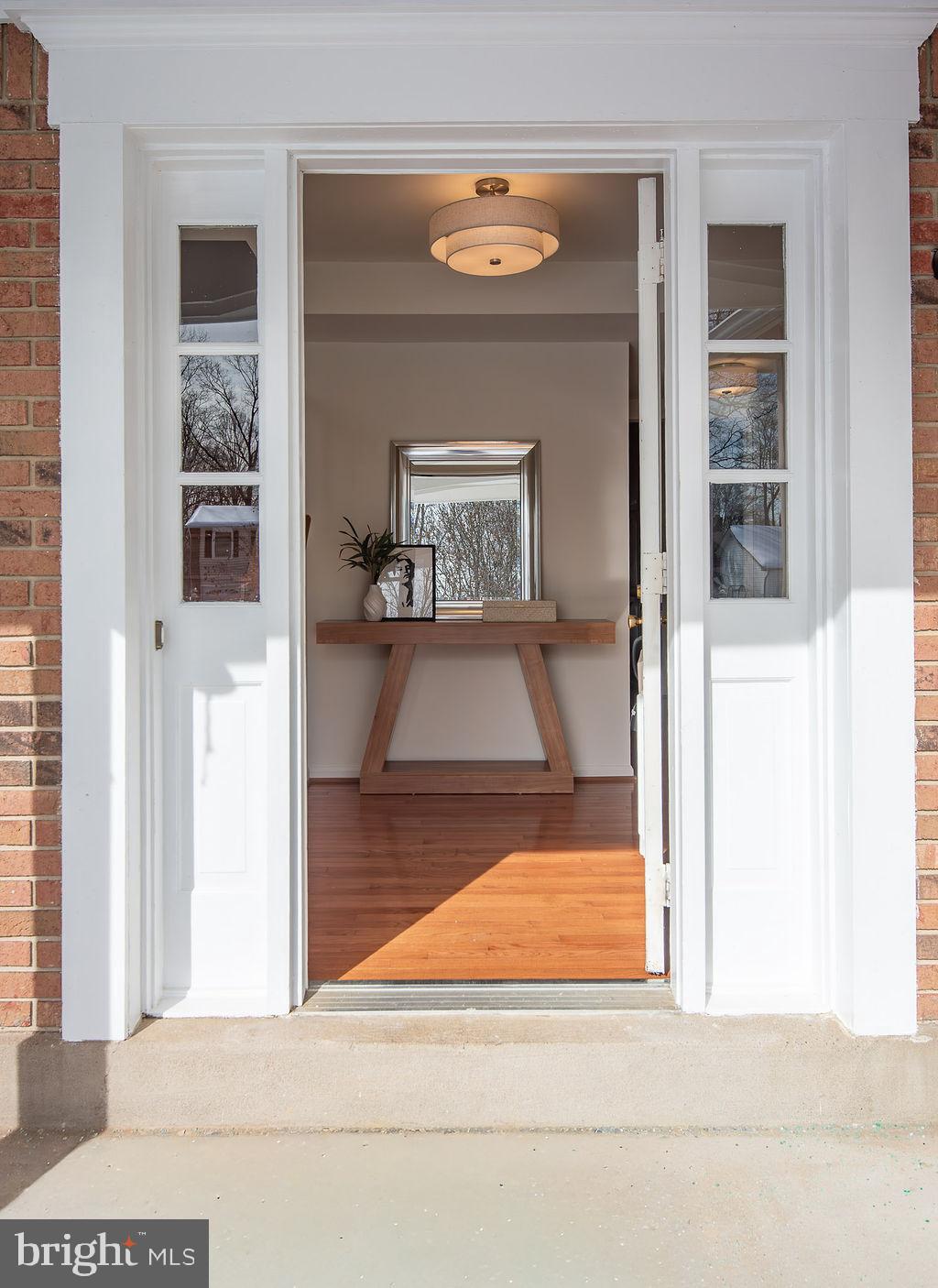 9102 RED LION TAVERN COURT