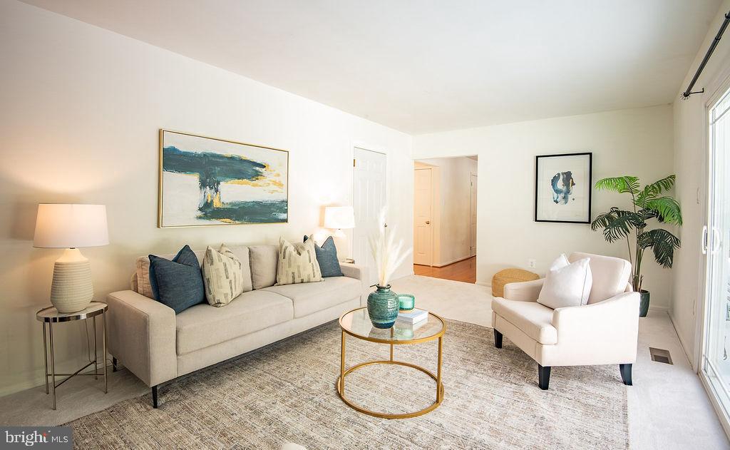 LAKEWOOD HILLS - Residential