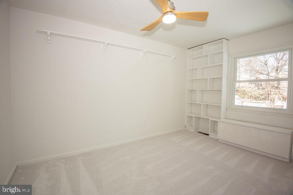 LAKEWOOD HILLS - Residential