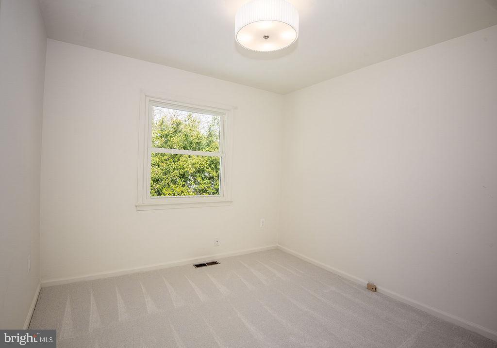 LAKEWOOD HILLS - Residential