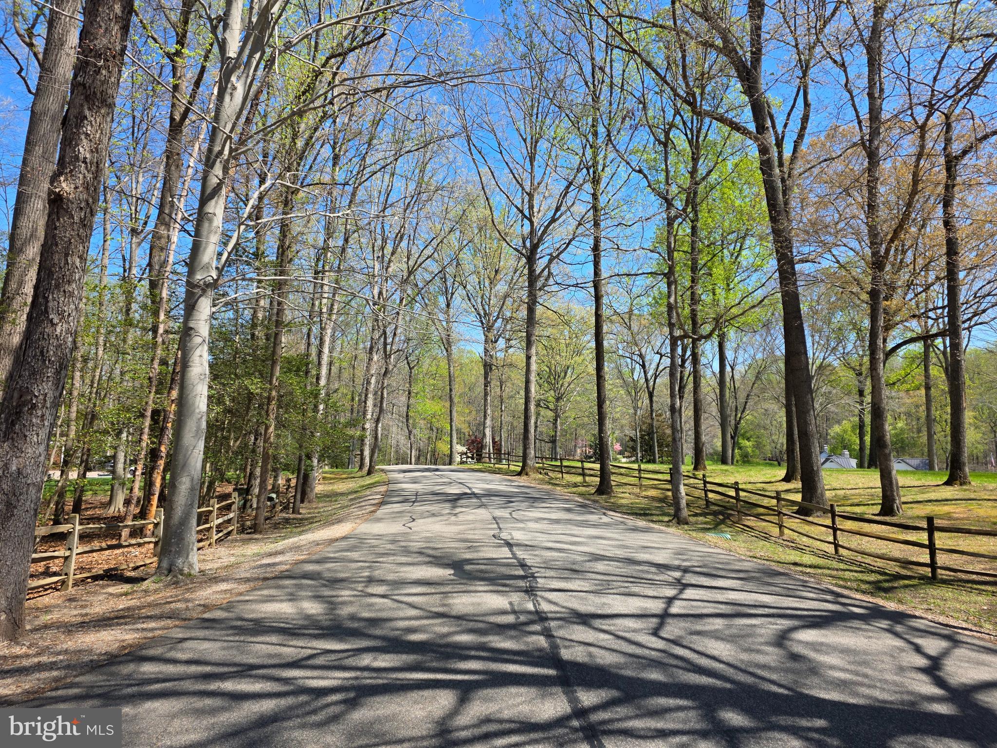 SHADOWALK - Residential