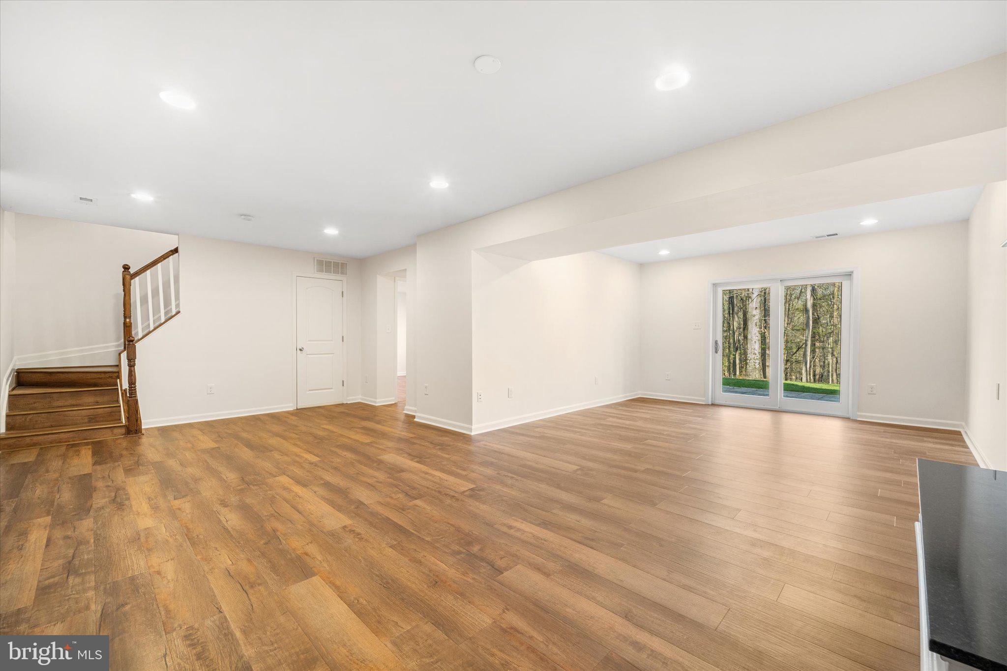 SHADOWALK - Residential