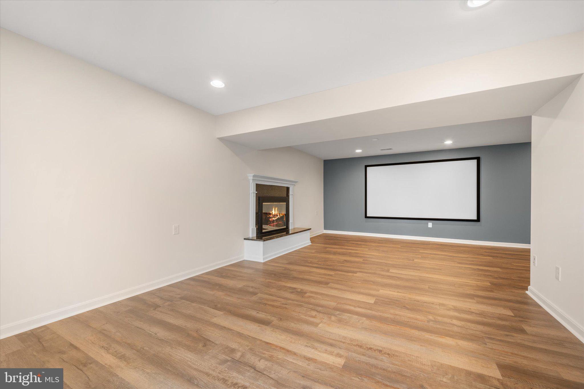 SHADOWALK - Residential