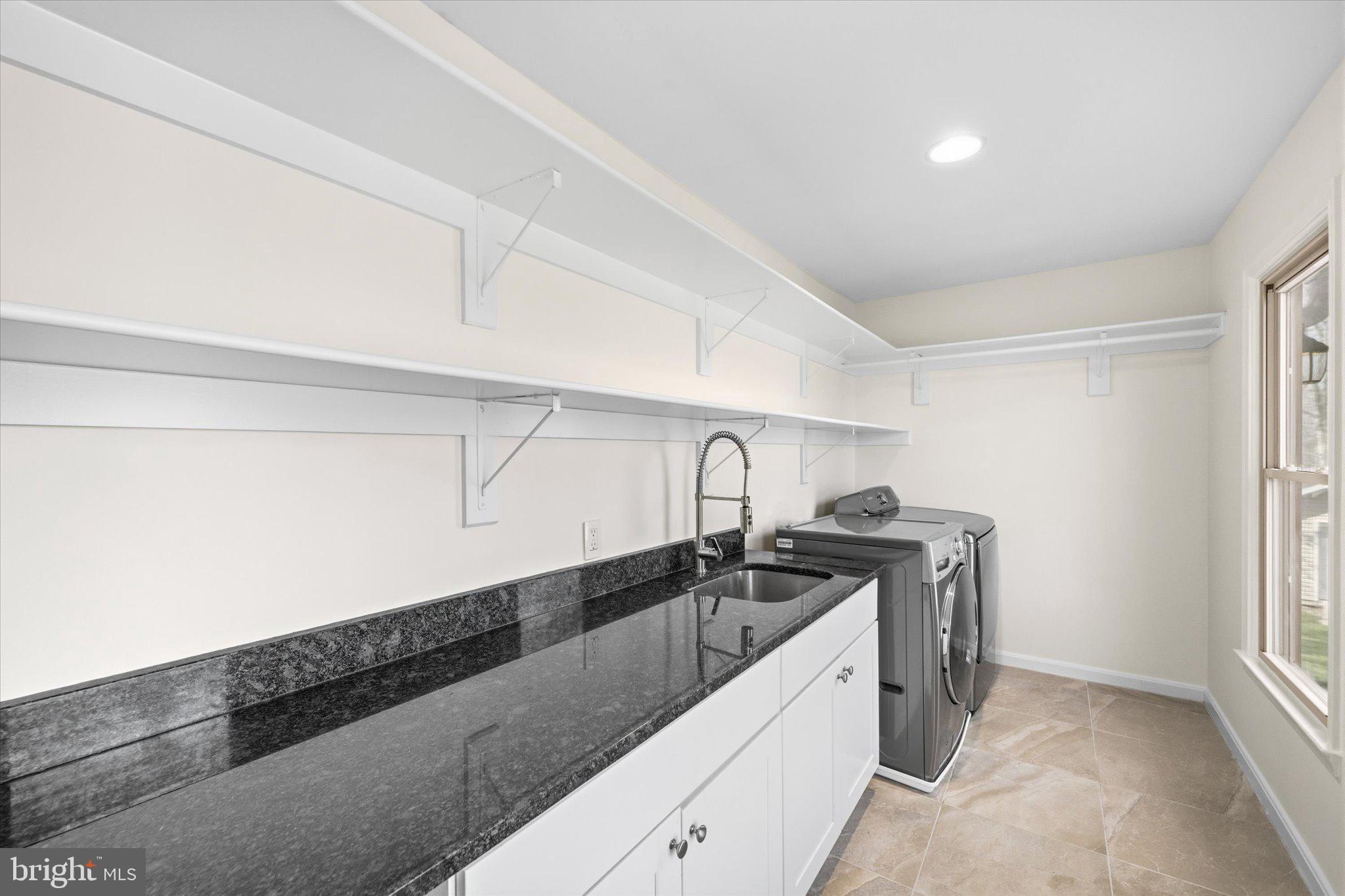 SHADOWALK - Residential