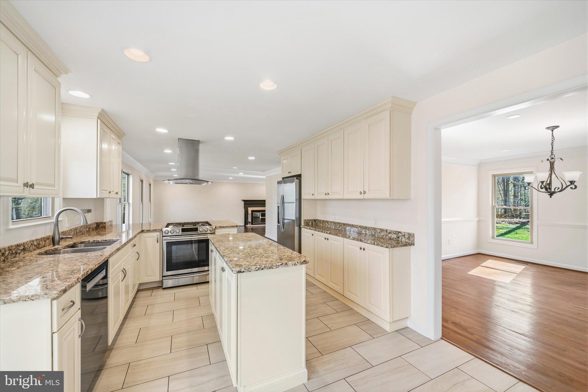 SHADOWALK - Residential